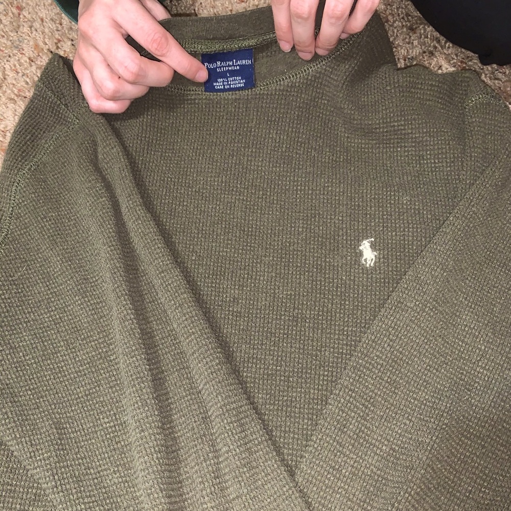 L green long sleeve